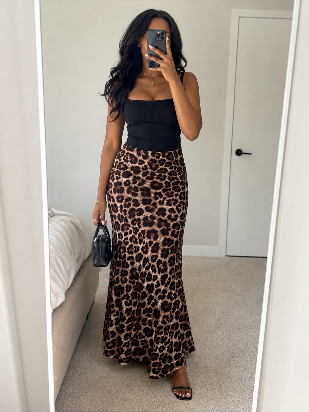 Leopard Print Maxi Skirt - Chic High-Waist Silhouette